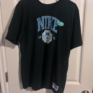 Nike T-shirt Vintage size large